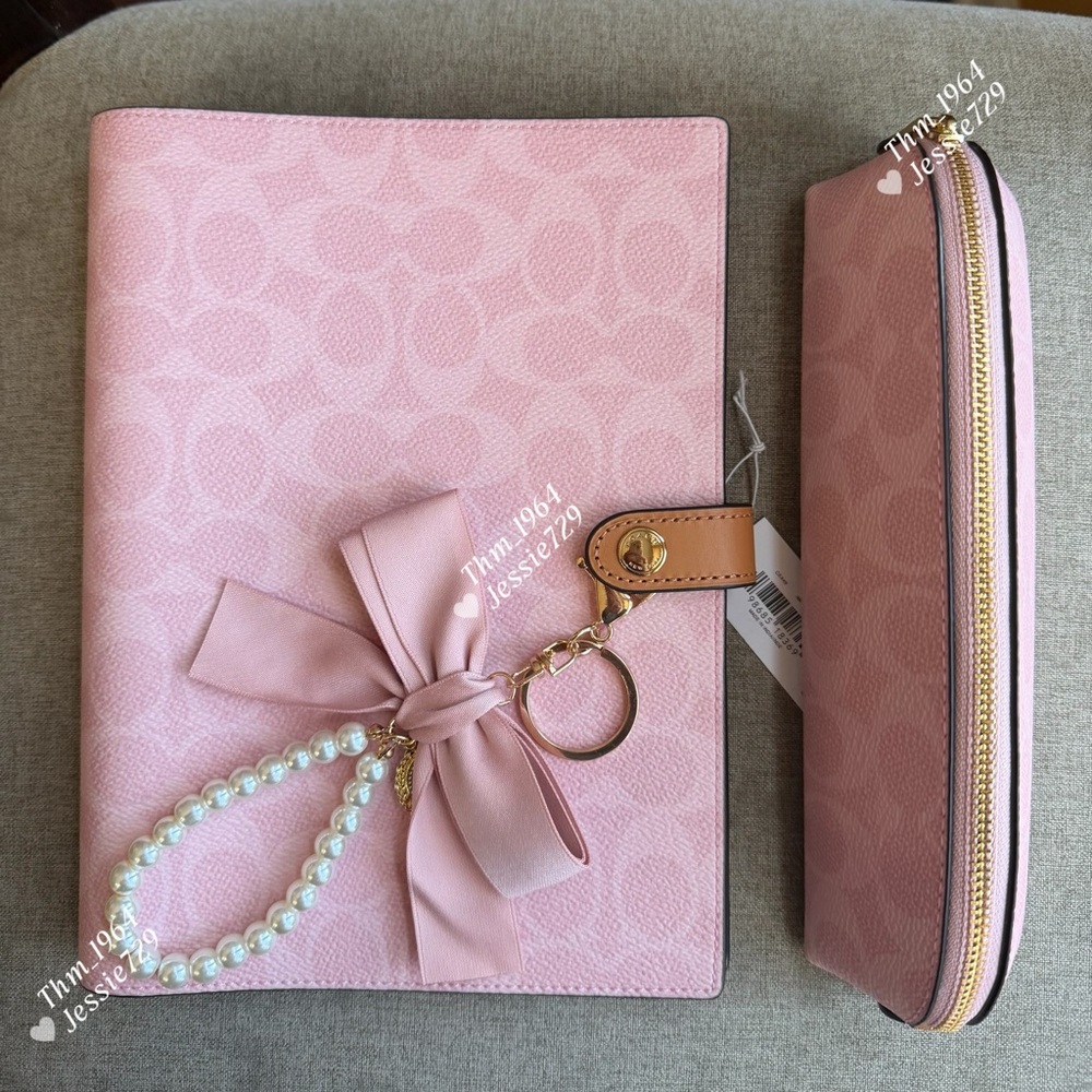 NWT！3PCS COACH NOTEBOOK IN SIGNATURE（CEA49）POWDER PINK Holiday gift